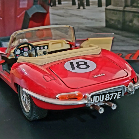 Macheta Jaguar "E" (1961) 1.18