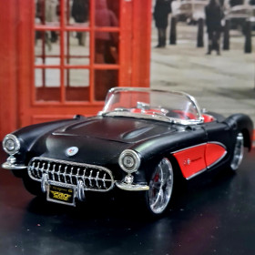 Macheta Chevrolet  Corvette 1957 1/24