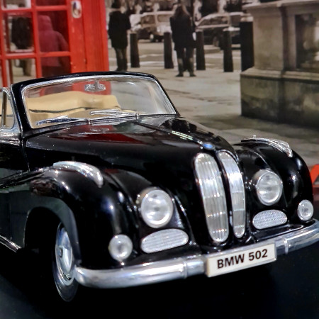Macheta BMW 502 1955 1/18